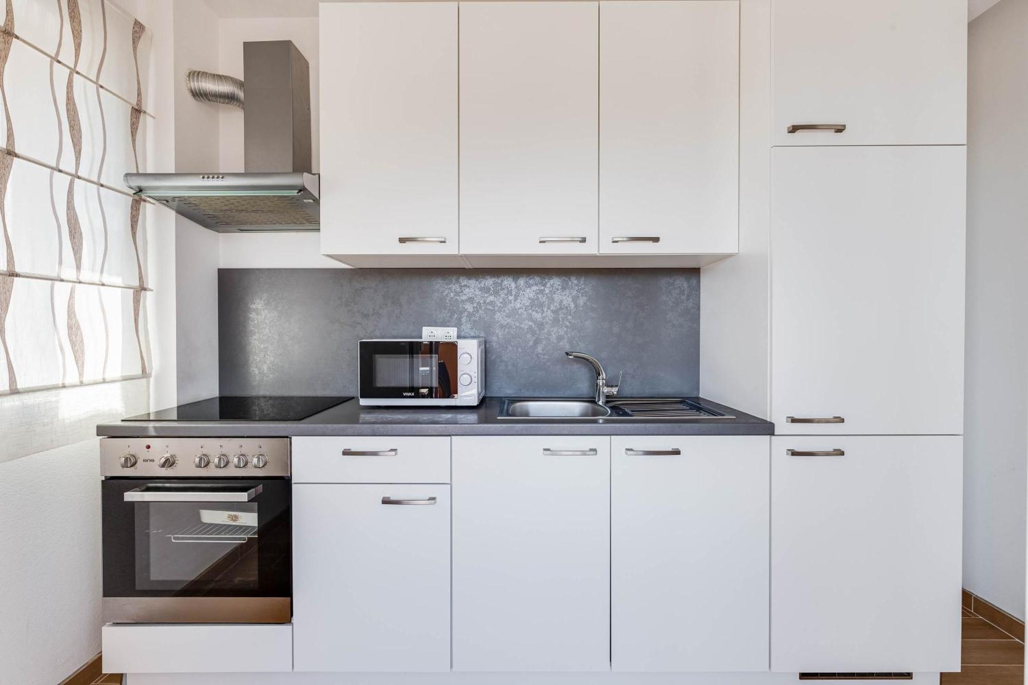 Apartmani Pocrnic Pakoštane 外观 照片
